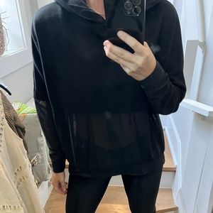 Alo - Hooded Sweatshirt (half mesh!)
